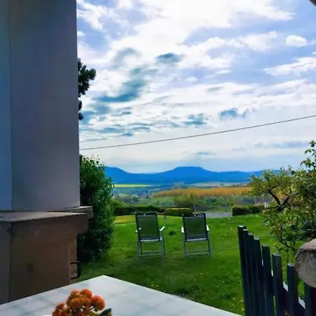 Bardio Birtokhaz - Koerpanorama Daire Lesenceistvand