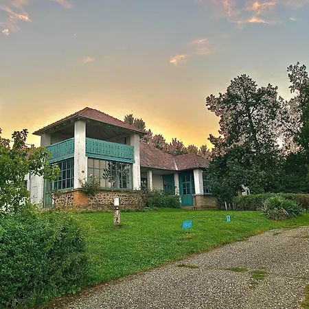 Bardio Birtokhaz - Koerpanorama * Lesenceistvand